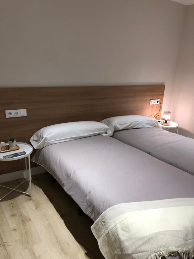 Pension La Castellana Logrono Exterior photo